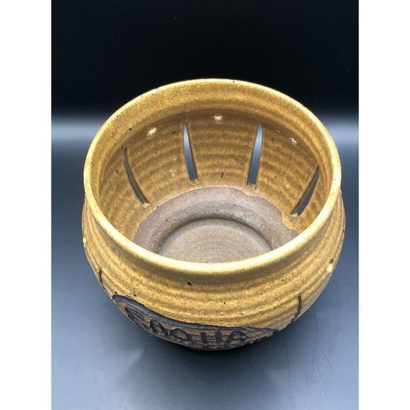 Vintage Pottery Bowl 1977 Handmade Artist signature‎ 4” - Picture 3 of 4